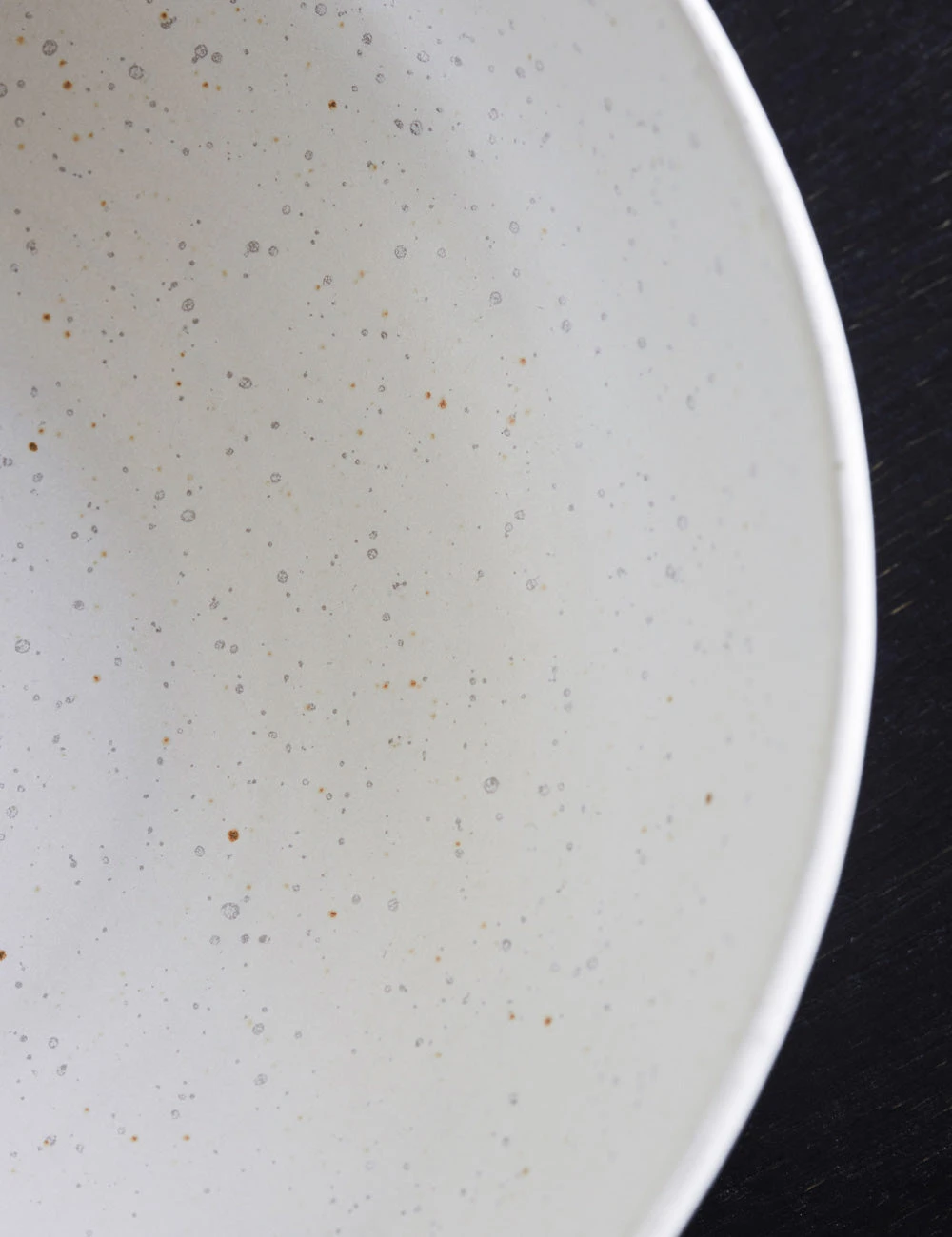 Weilan Low Serving Bowl, Black/Brown 10 Weilan Low Serving Bowl, Black/Brown - Image 8