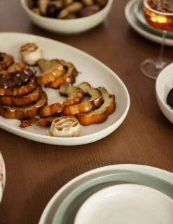 Pacifica Oval Platter By Casafina -Tableware Supplies Store AdentroRugDiningRoom 4159 SITECROP df98a838 a993 4f1c a471 3c09ba6dd86b