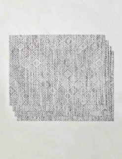 Mosaic Rectangle Placemat (Set Of 4) By Chilewich -Tableware Supplies Store ChilewichMosaicRectanglePlacemat BlackandWhite Setof4 6263