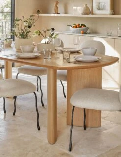 Metropolitan Wine Glasses (Set Of 4) By LSA International -Tableware Supplies Store DiningRoom 3690 ver2 SITECROP 3 9a745bec 8943 49e0 a91d 0f09e2a1de43