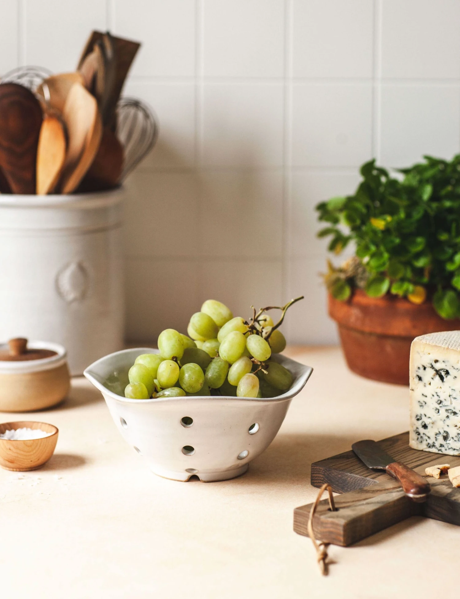 Windrow Berry Bowl By Farmhouse Pottery 4 Windrow Berry Bowl By Farmhouse Pottery - Image 2