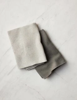 Tableware Supplies Store -Tableware Supplies Store HawkinsNewYorkEssentialS 2WaffleDishTowels LtGrey DrkGrey 1 650e4498 0315 4b93 8750 b497292663b0