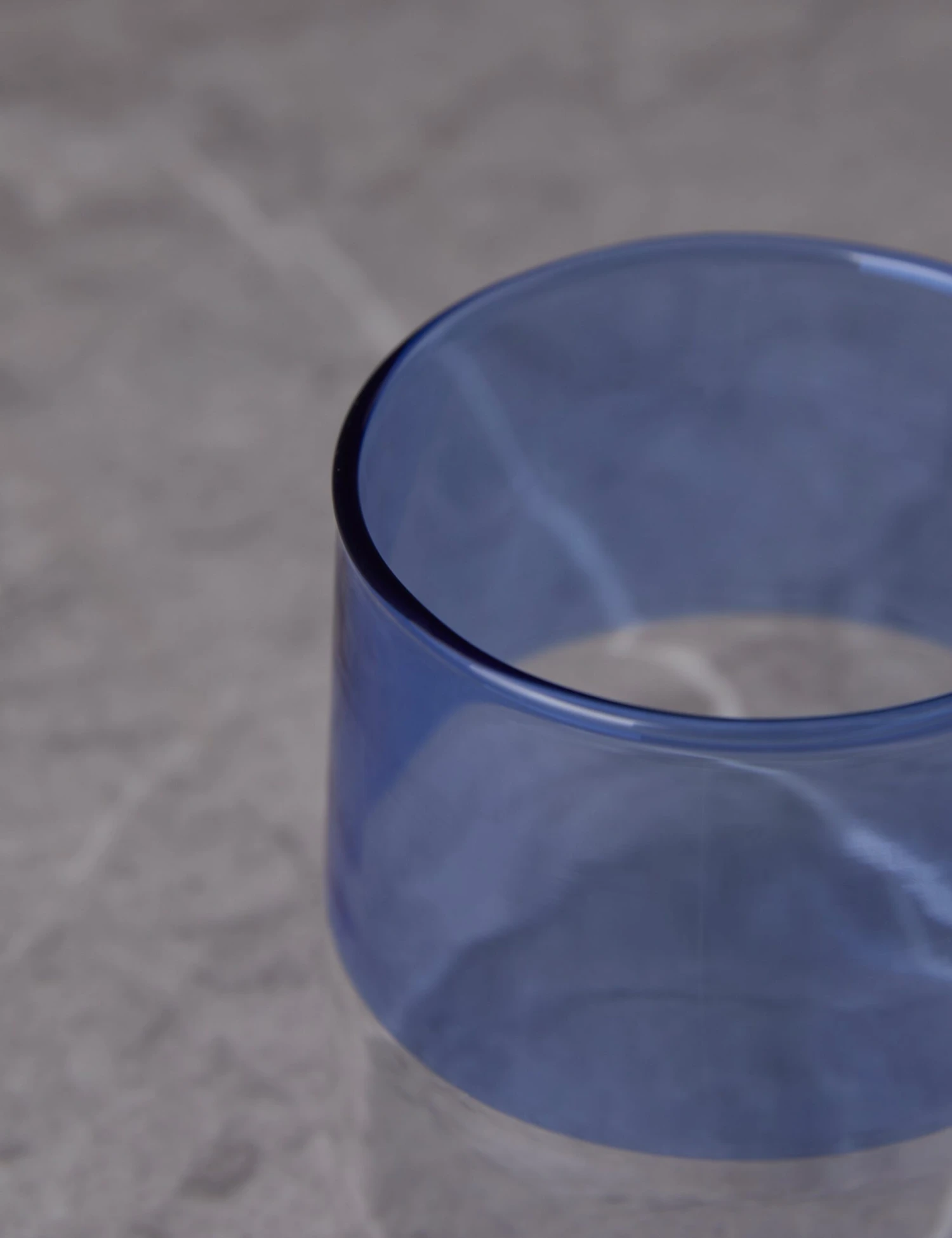 Light Colore Wine Tumbler By Ichendorf Milano - Image 3