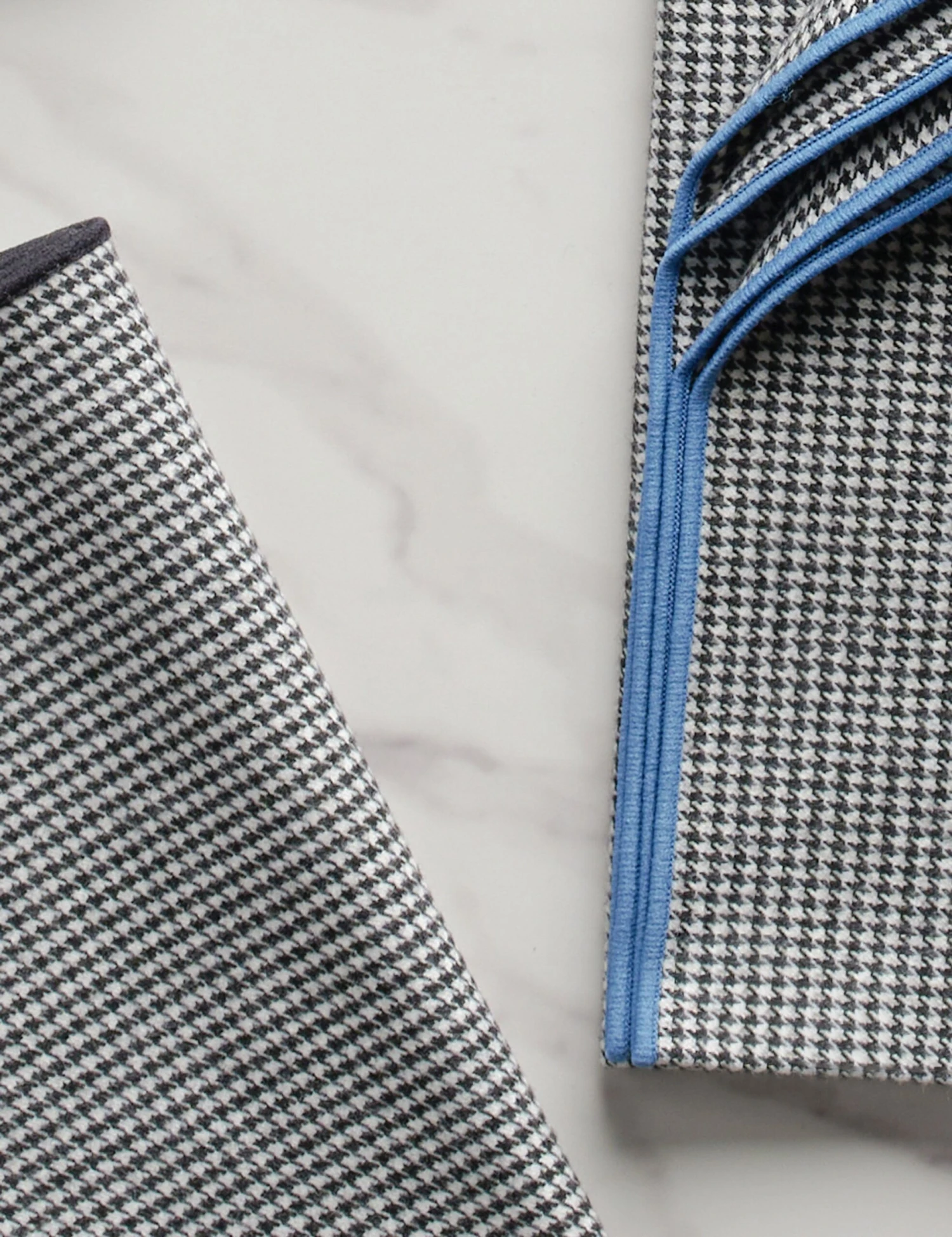 Noir Royale Napkins (Set Of 4) By Atelier Saucier 4 Noir Royale Napkins (Set Of 4) By Atelier Saucier - Image 2