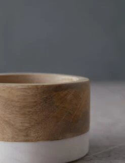 Vang Bottle Holder -Tableware Supplies Store MangoWoodandMarbleBottleHolder 15589 1