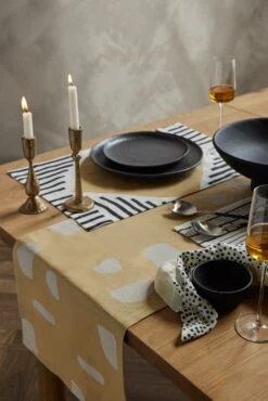 Course Linen Napkins (Set Of 4) By Hadiya Williams -Tableware Supplies Store TabletopSetting HadiyaWilliams0727 1